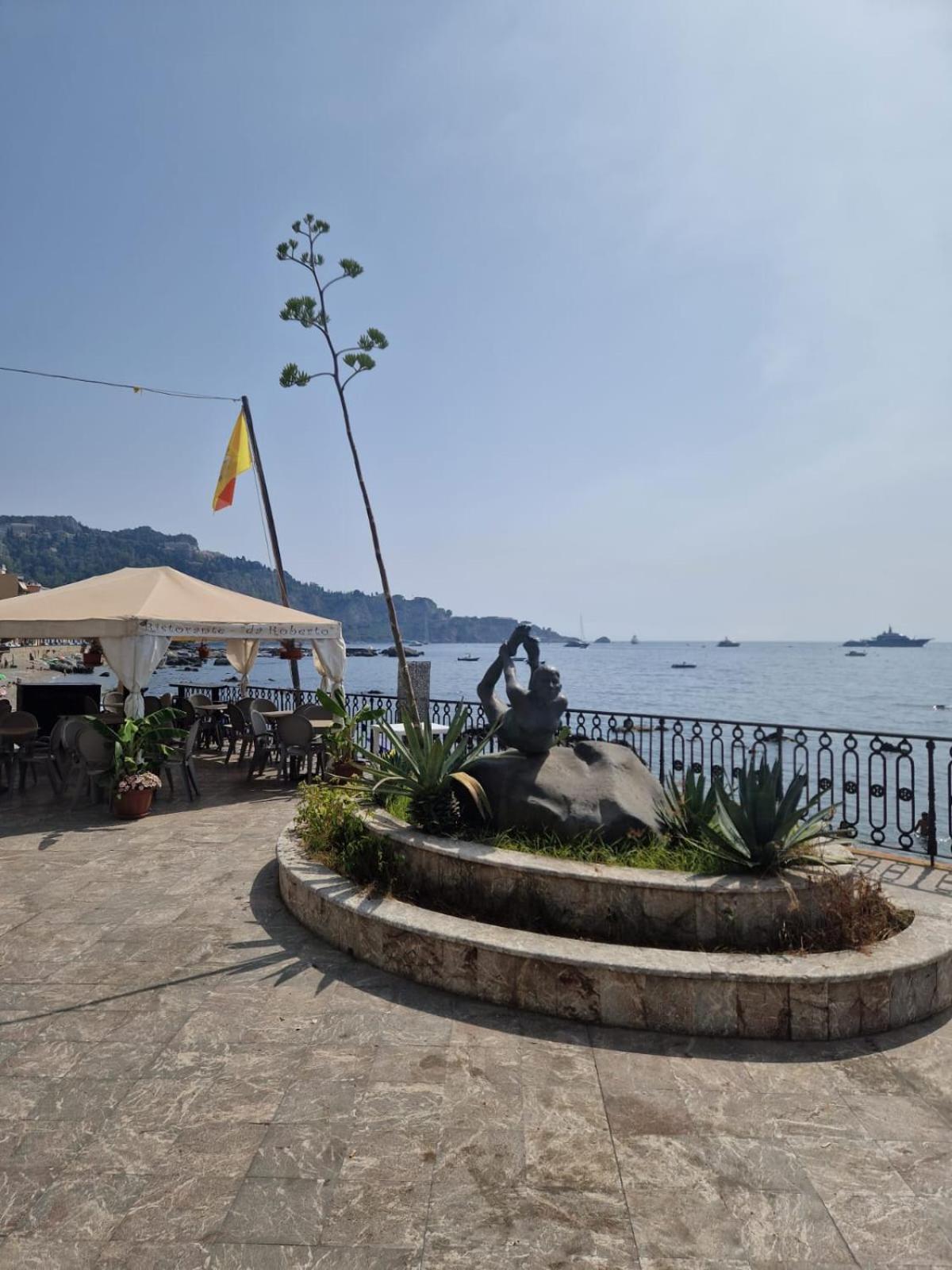 Villa Ondina House à Giardini-Naxos Extérieur photo